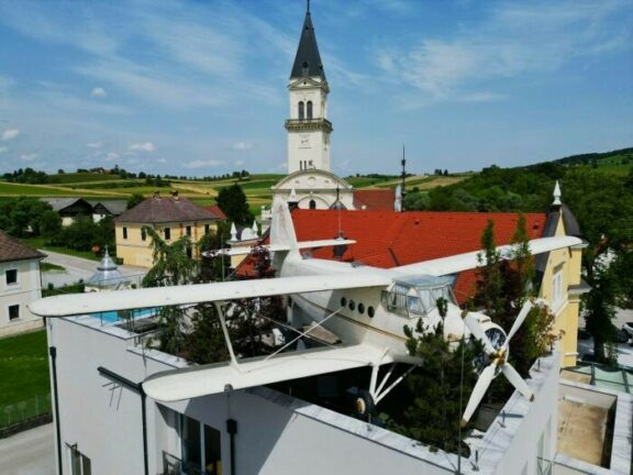 AirGlam Dvorec Gregorčič
