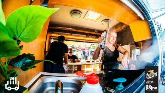 hrana, outdoor food truck